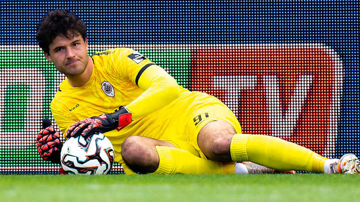 How good is new Man Utd keeper Lammens